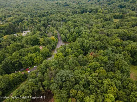 View/Area - 2 Stein Rd, Pine Bush, NY 12566 photo 3 of 13