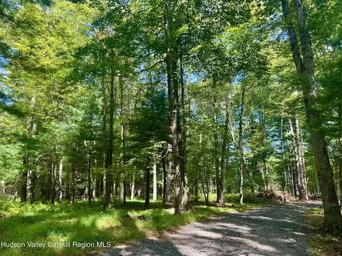 758 County Route 6, High Falls, NY 12440