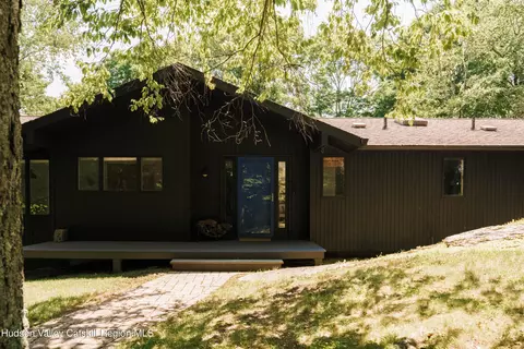 17 Belcher Rd, Warwick, NY 10990