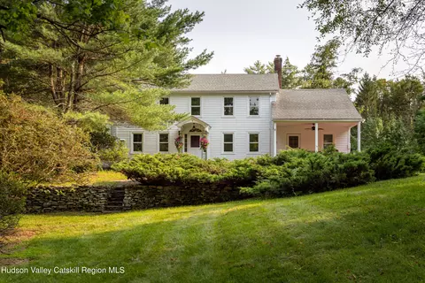 111 Upper Cherrytown Rd, Kerhonkson, NY 12446