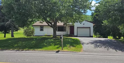 183 South St, Windham, NY 12496