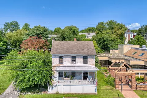 20 N Washington St, Athens, NY 12015