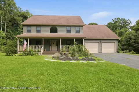 182 Red Rock Rd, Leeds, NY 12451