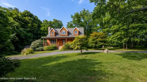 20 Pennsylvania Ave, Palenville, NY 12463