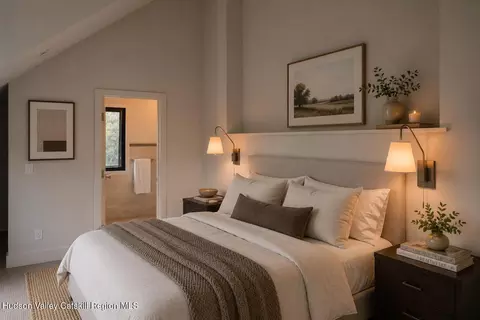Bedroom - 75 Beaver Hill Rd, Windham, NY 12496 photo 4 of 5