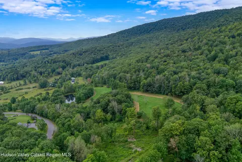 2569 Bragg Hollow Rd, Margaretville, NY 12455