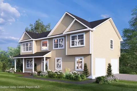 Exterior - 17 Lindsey Ct, Wallkill, NY 12589 photo 2 of 4