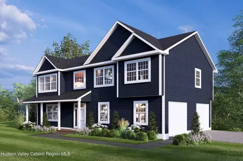 Exterior - 17 Lindsey Ct, Wallkill, NY 12589 photo 3 of 4