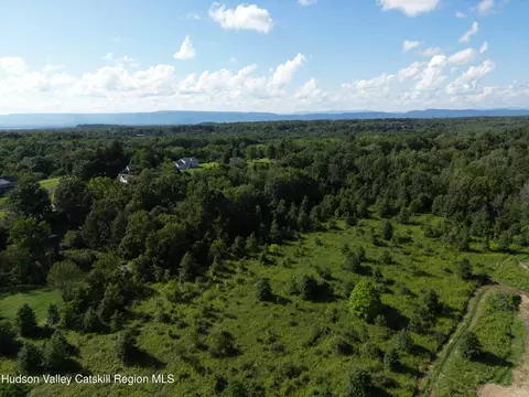 View/Area - 17 Lindsey Ct, Wallkill, NY 12589 photo 12 of 12