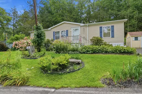 23 North Rd, Kingston, NY 12401