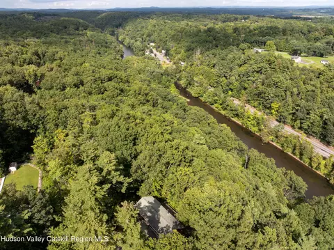 67-81 Glenerie Ln, Saugerties, NY 12477