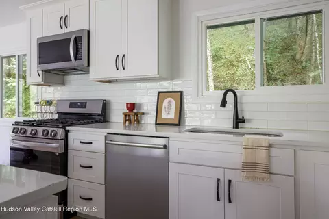 Kitchen - 6 Clearview Rd, Hunter, NY 12442 photo 3 of 5