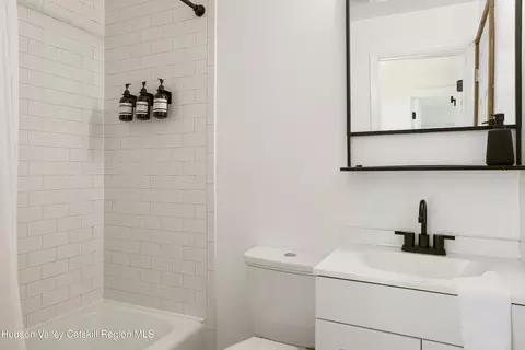 Bath - 6 Clearview Rd, Hunter, NY 12442 photo 2 of 3
