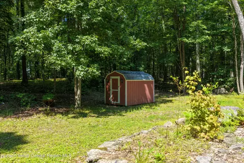 Exterior - 61 Sullivan Mountain Rd, Catskill, NY 12414 photo 8 of 10