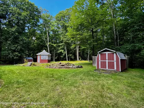 Exterior - 61 Sullivan Mountain Rd, Catskill, NY 12414 photo 7 of 10