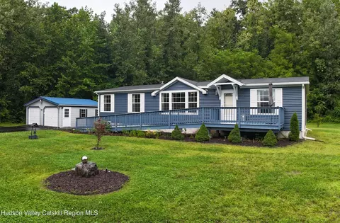 64 Airport Rd, Accord, NY 12404