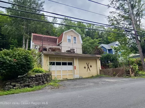 538 Wagner Ave, Fleischmanns, NY 12430