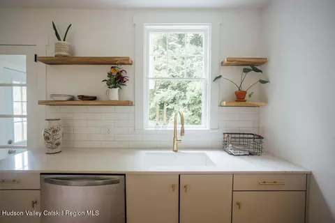 Kitchen - 40 Broad St, Kinderhook, NY 12106 photo 2 of 4