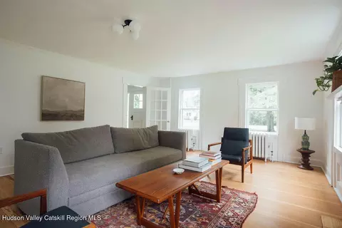 Living - 40 Broad St, Kinderhook, NY 12106 photo 4 of 6