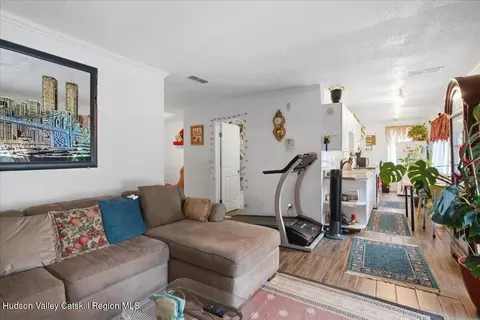 Entry Way - 7 Stevenson St, Schenectady, NY 12308 photo 2 of 3