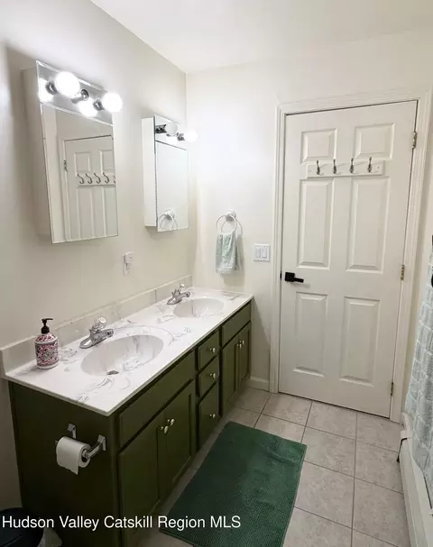 Bath - 9 Pine Kill Ln, Windham, NY 12496 photo 3 of 5