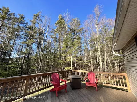 Exterior - 9 Pine Kill Ln, Windham, NY 12496 photo 4 of 11