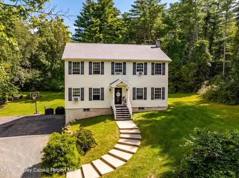 1624 Co Rd 13, Old Chatham, NY 12136