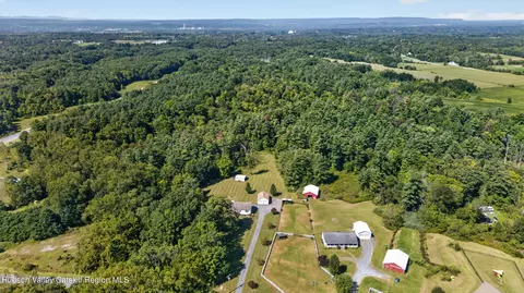 5 Den Besten Way, Castleton On Hudson, NY 12033