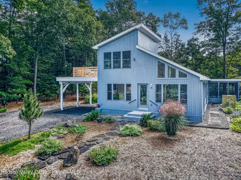 25 Terra Rd, Saugerties, NY 12477