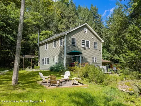 2211 W Hubbell Hill Rd, Margaretville, NY 12455