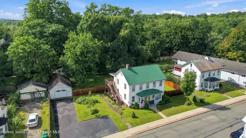 View/Area - 22 Bridge St, Wallkill, NY 12589 photo 2 of 2