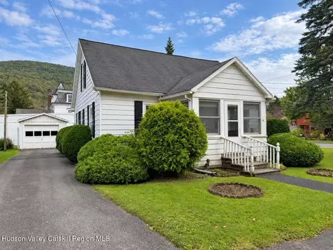 16 Swart St, Margaretville, NY 12455