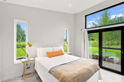 Bedroom - 24 Silver Ln, Red Hook, NY 12571 photo 1 of 4