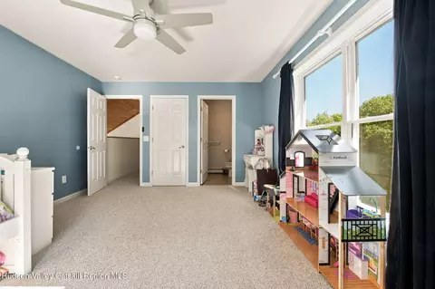 Bedroom - 696 Old Rd, Windham, NY 12496 photo 3 of 4