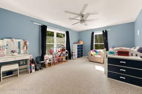 Bedroom - 696 Old Rd, Windham, NY 12496 photo 4 of 4