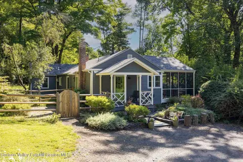 2614 Glasco Tpke, Woodstock, NY 12498