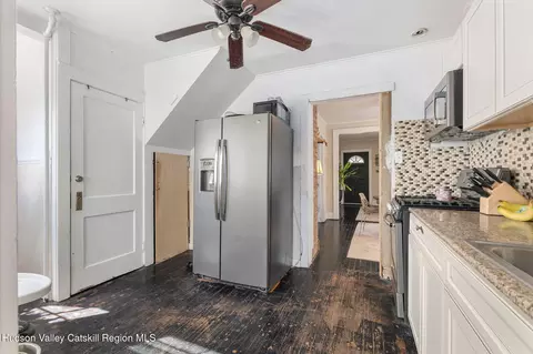Entry Way - 2206 William St, Schenectady, NY 12306 photo 1 of 2