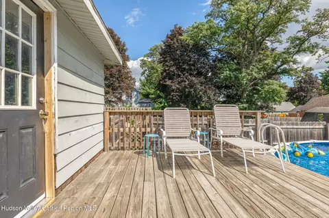 Exterior - 2206 William St, Schenectady, NY 12306 photo 7 of 13