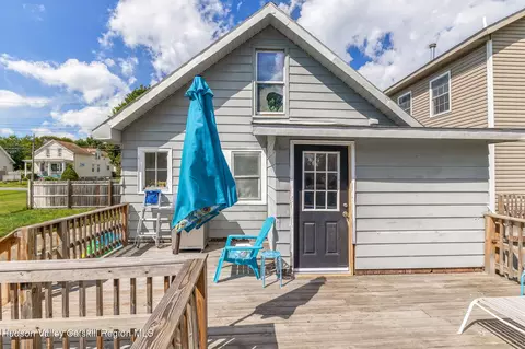 Exterior - 2206 William St, Schenectady, NY 12306 photo 5 of 13