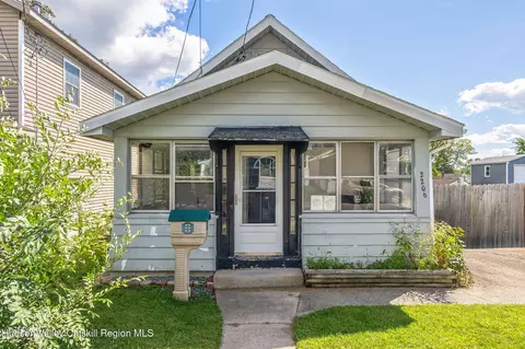 Exterior - 2206 William St, Schenectady, NY 12306 photo 3 of 13