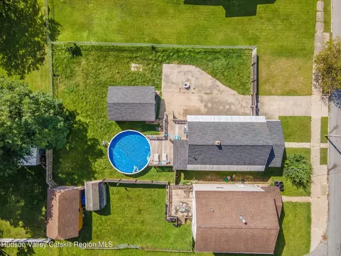 View/Area - 2206 William St, Schenectady, NY 12306 photo 2 of 2