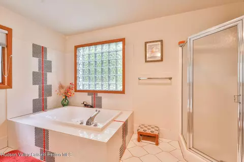 Bath - 458 Begley Rd, Windham, NY 12496 photo 3 of 7