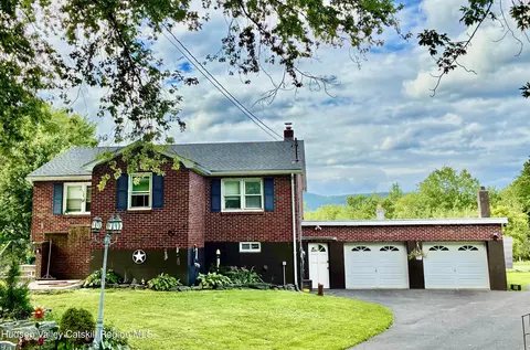 228 Bruynswick Rd, New Paltz, NY 12561