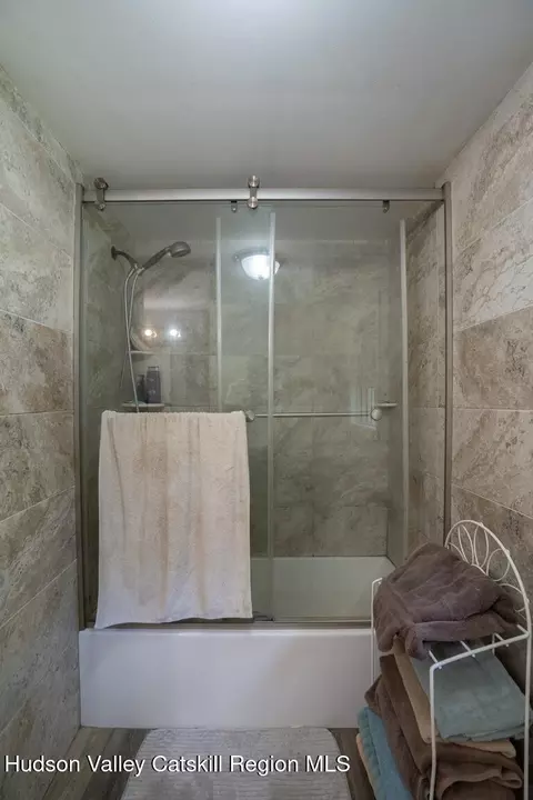 Bath - 458 Cairo Junction Rd, Catskill, NY 12414 photo 1 of 7
