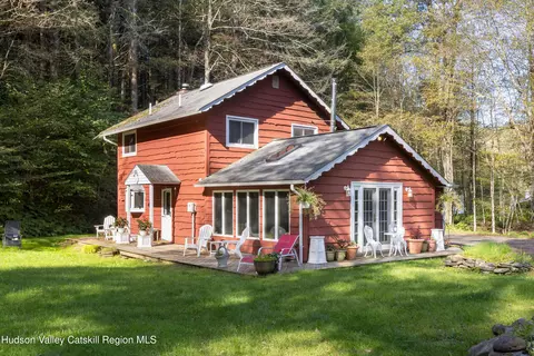 123 Maben Hollow Rd, Big Indian, NY 12410