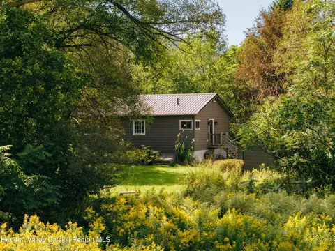 45 Franks St, Arkville, NY 12406