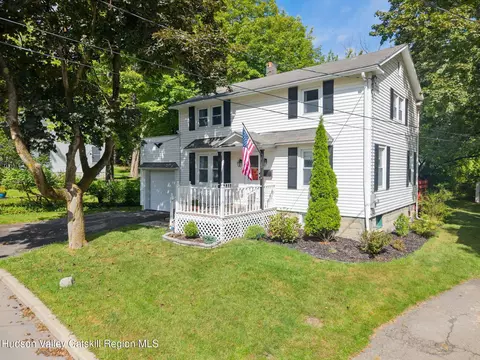 108 Jefferson Ave, Cobleskill, NY 12043