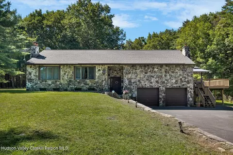 6196 New York 81, East Durham, NY 12423