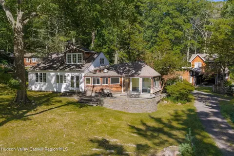 2673 Glasco Tpke, Woodstock, NY 12498