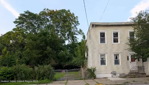 352 354 State St, Hudson, NY 12534